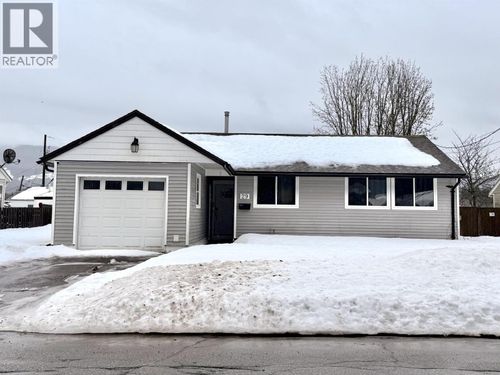 29 Saguenay St, Kitimat, BC, V8C1W7 | Card Image