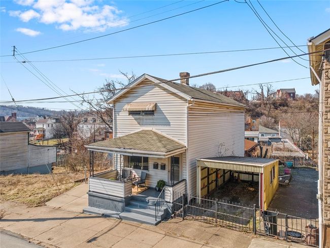 537 6 Th St, House other with 5 bedrooms, 3 bathrooms and 3 parking in Braddock PA | Image 5