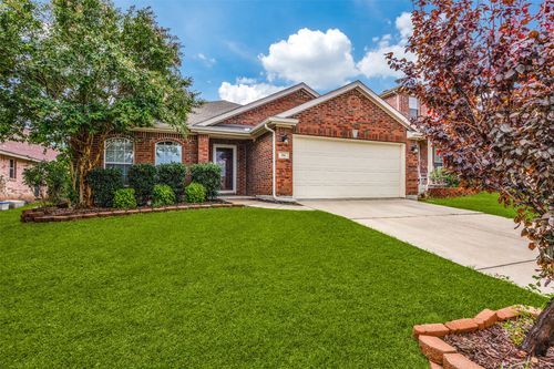 316 Crosscreek Dr, Princeton, TX, 75407-2828 | Card Image