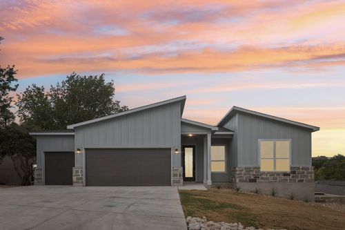 3808 Capitol Ave, Lago Vista, TX, 78645-7940 | Card Image