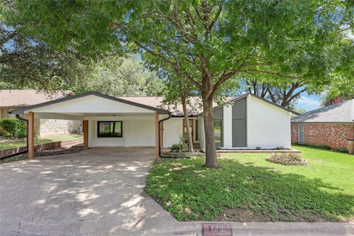 1708 Raven Dr, Austin, TX, 78752-2142 | Card Image