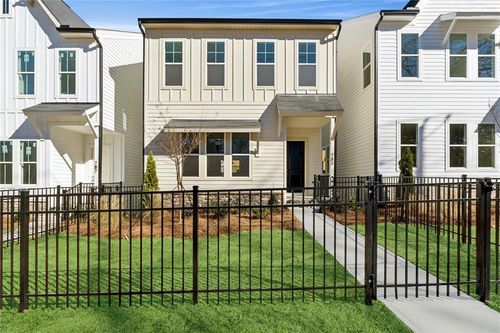 783 Auguste Ave, Scottdale, GA, 30079-3401 | Card Image