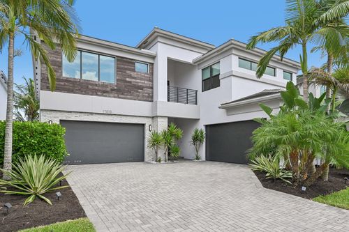 17070 Rainbow Falls Trl, Boca Raton, FL, 33496-5631 | Card Image