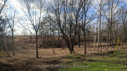 237 Frederick Street, Southwest Middlesex, ON, N0L1Z0 | Card Image