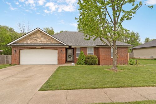 636 S Angel Avenue, Republic, MO, 65738 | Card Image