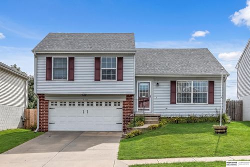 6423 N 78 Avenue, Omaha, NE, 68134 | Card Image