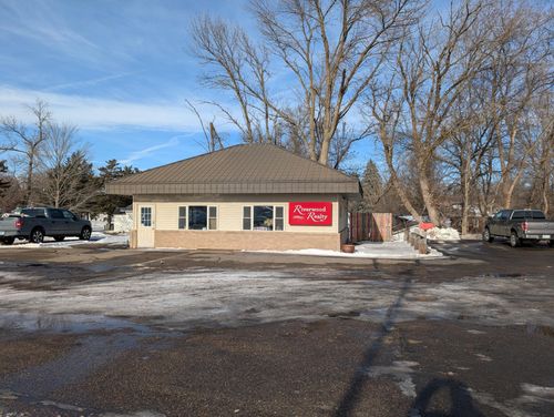 617 E Highway 12, Litchfield, MN, 55355-2422 | Card Image
