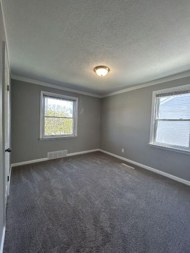 13667 Birrell St, House other with 2 bedrooms, 1 bathrooms and null parking in Southgate MI | Image 9