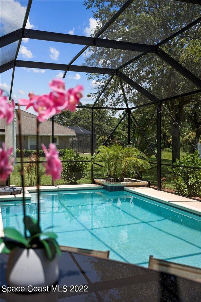 2067 Windbrook Drive Se, Sold in Palm Bay Zoocasa