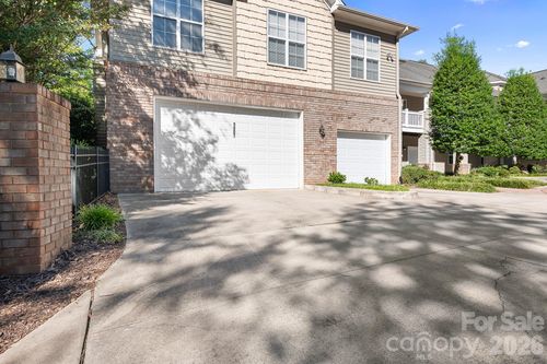 9007 Rosalyn Glen Rd, Cornelius, NC, 28031-8054 | Card Image