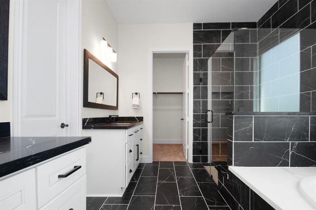 Master Bath | Image 14