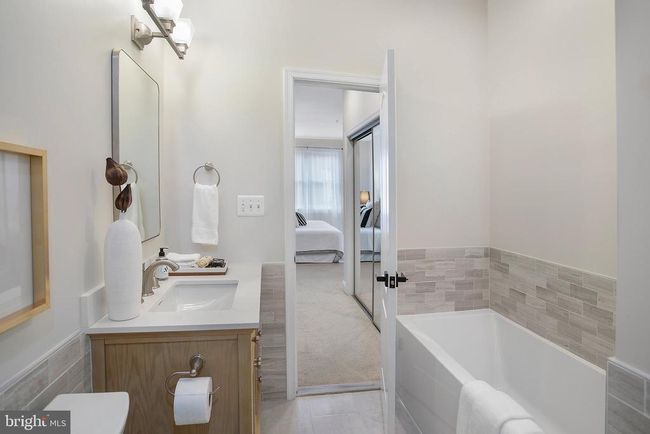 APT-5 - 27 Logan Cir Nw, Townhouse with 3 bedrooms, 3 bathrooms and null parking in WASHINGTON DC | Image 23