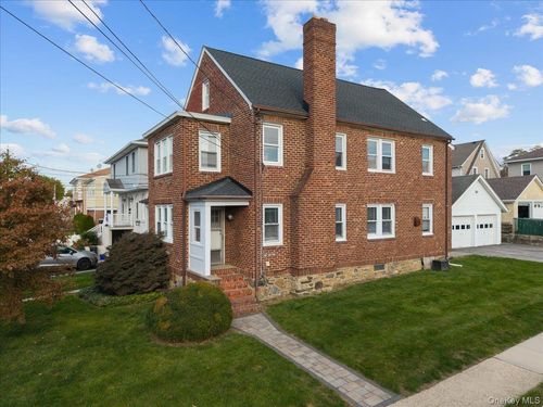 34 Park Ave, West Harrison, NY, 10604-2612 | Card Image