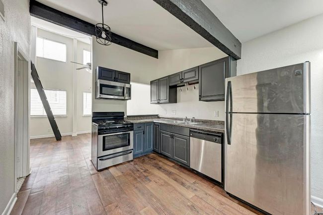 APT-2 - 1010 W 23 Rd St, Condo with 2 bedrooms, 2 bathrooms and 1 parking in Austin TX | Image 8