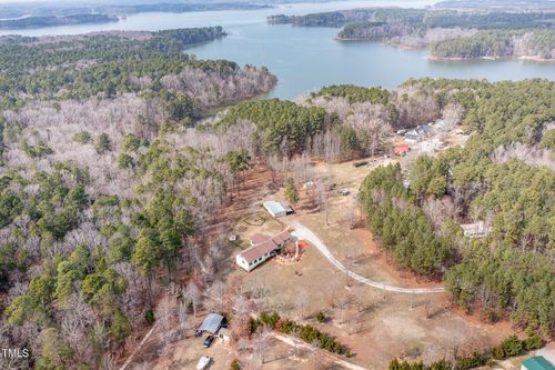 89 Mount Pleasant Ln, Manson, NC, 27553-9711 | Card Image