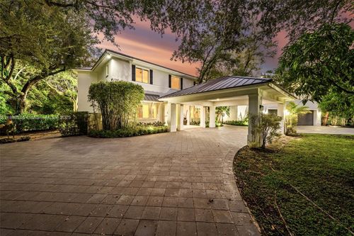 8923 Sw 67th Ave, Pinecrest, FL, 33156-1707 | Card Image