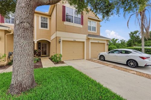 2804 Conch Hollow Dr, BRANDON, FL, 33511-7349 | Card Image