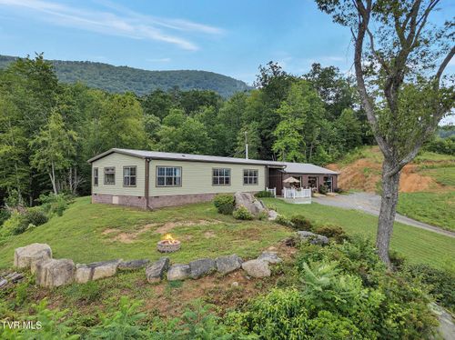 292 Old Railroad Grade Rd, Roan Mountain, TN, 37687-3804 | Card Image