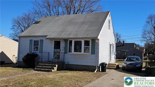 301 Tobias Dr, HELLERTOWN, PA, 18055-2230 | Card Image