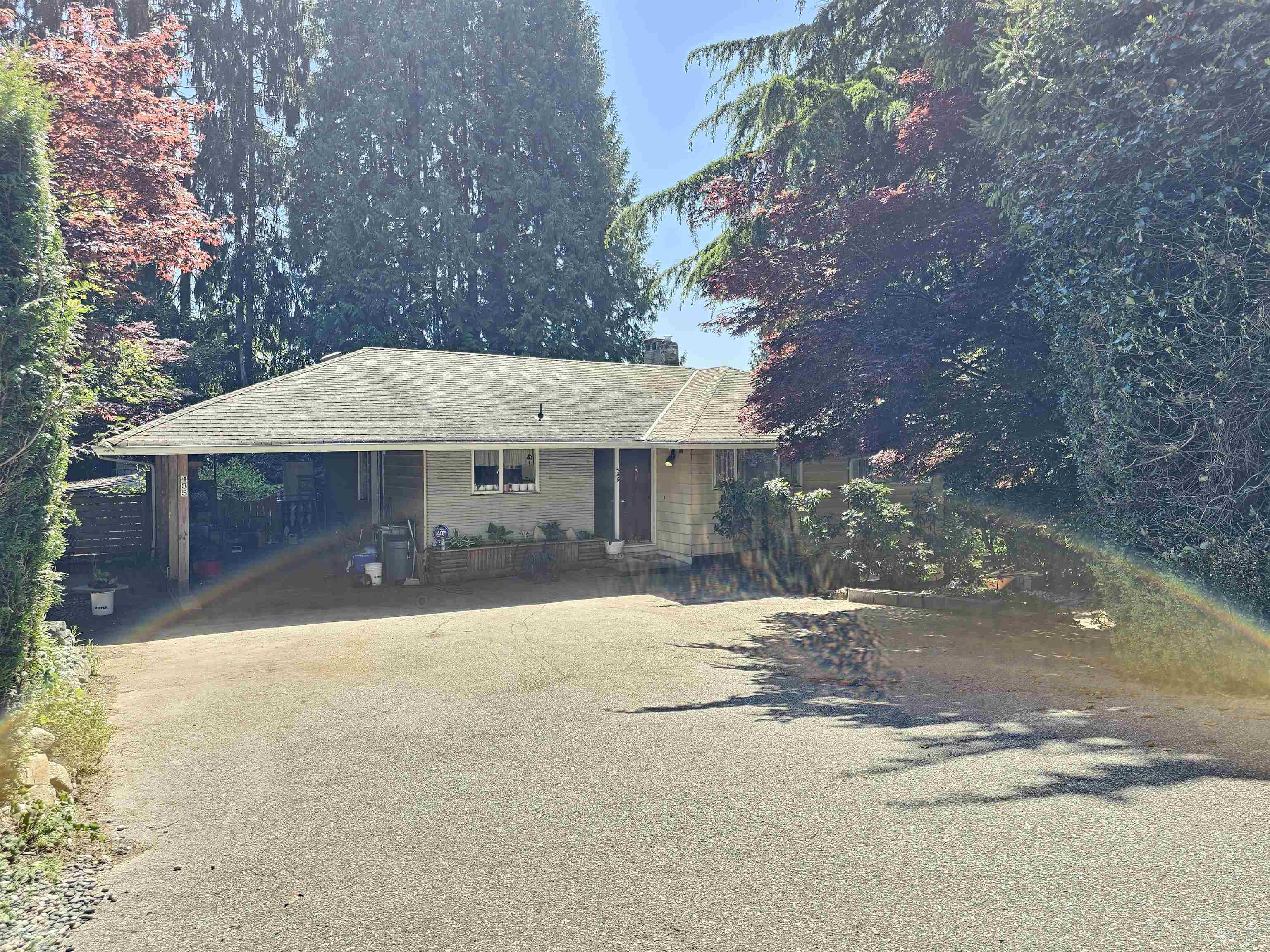 Residential in North Vancouver 5