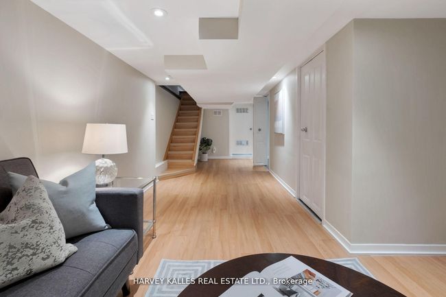 65 Tiverton Ave, House other with 3 bedrooms, 2 bathrooms and 2 parking in Toronto ON | Image 34