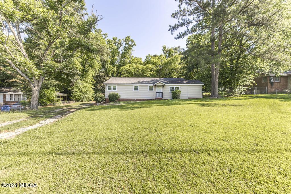 Greenwood Dr, Macon, GA 31211