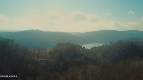 142 Whistle Valley Rd, New Tazewell, TN, 37825-5394 | Card Image