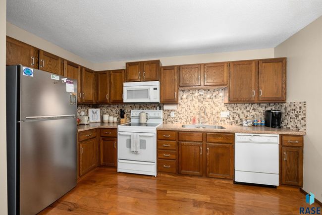 APT-201 - 3600 S Gateway Blvd, Condo with 2 bedrooms, 1 bathrooms and null parking in Sioux Falls SD | Image 6