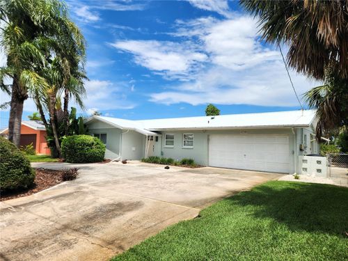 3790 Beach Dr Se, SAINT PETERSBURG, FL, 33705-4106 | Card Image