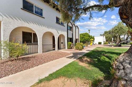 4251 N Miller Rd, Scottsdale, AZ, 85251-3616 | Card Image