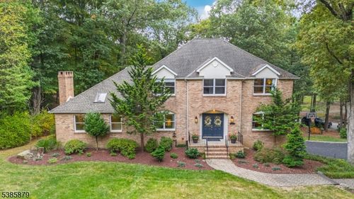 8 Denise Dr, Kinnelon, NJ, 07405-2938 | Card Image