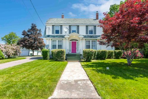 221 Wiley Ave, Windsor, NS, B0N2T0 | Card Image