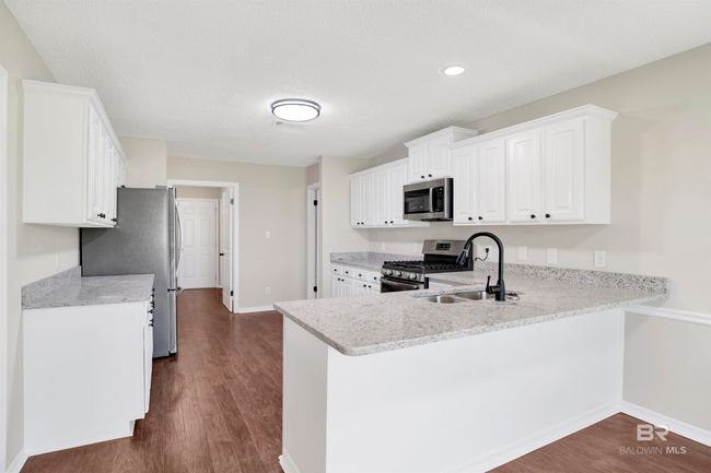 Kitchen | Image 8