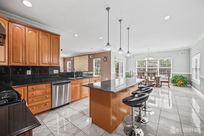 1004 Antoinette Dr, House other with 5 bedrooms, 3 bathrooms and null parking in Monroe NJ | Image 11