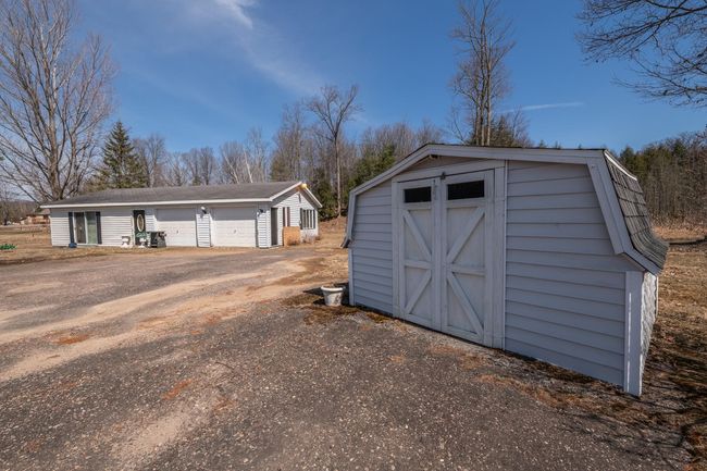 1226 Lake St, House other with 3 bedrooms, 3 bathrooms and null parking in White Lake WI | Image 11