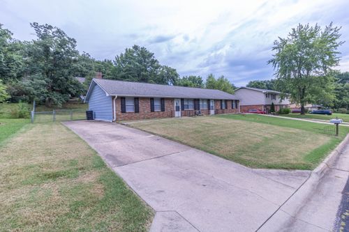 1715 Stanford Dr, COLUMBIA, MO, 65203-1861 | Card Image