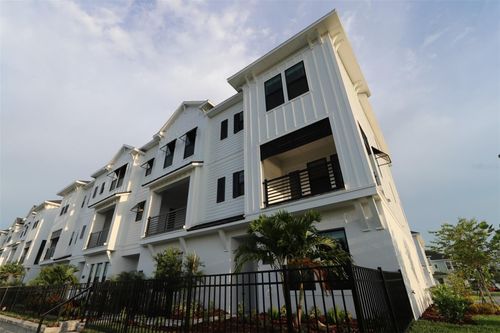 7200 Sutton Ln, SARASOTA, FL, 34240-5212 | Card Image