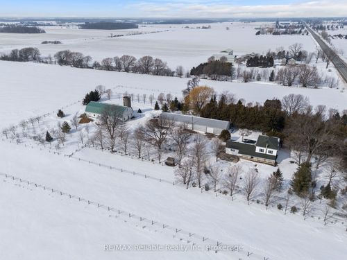 76651 London Rd, Clinton, ON, N0M1L0 | Card Image