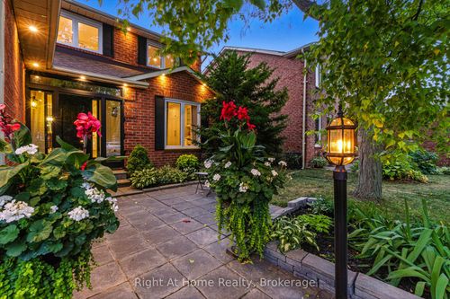 230 Poole Dr, Oakville, ON, L6H3W4 | Card Image