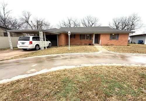 608 Mccarver Dr, Ballinger, TX, 76821 | Card Image
