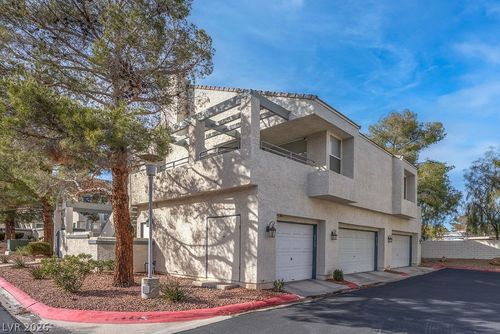 35-8920 Antioch Way, Las Vegas, NV, 89117 | Card Image
