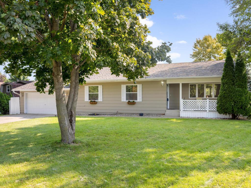 Elm Cir, Buffalo, MN 55313