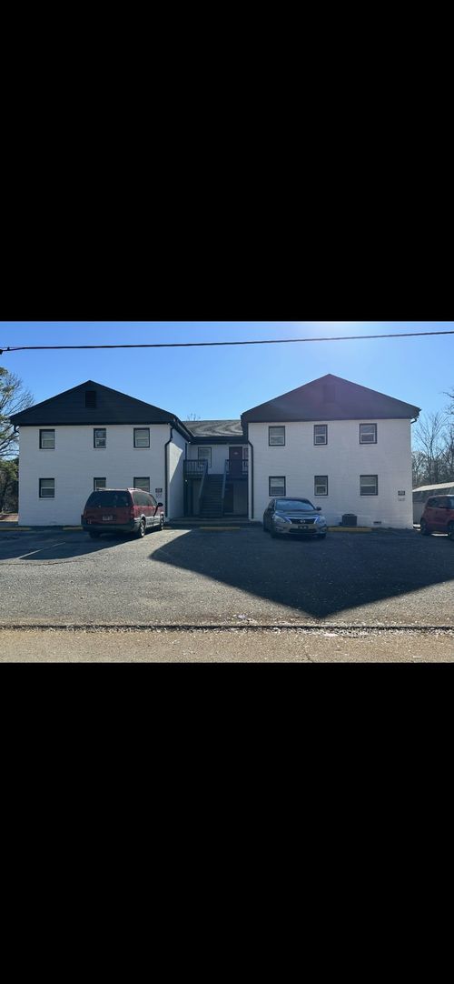 1225 N Highland Ave, Jackson, TN, 38301-4470 | Card Image