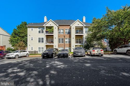 304-4127 Fountainside Ln, FAIRFAX, VA, 22030-7416 | Card Image