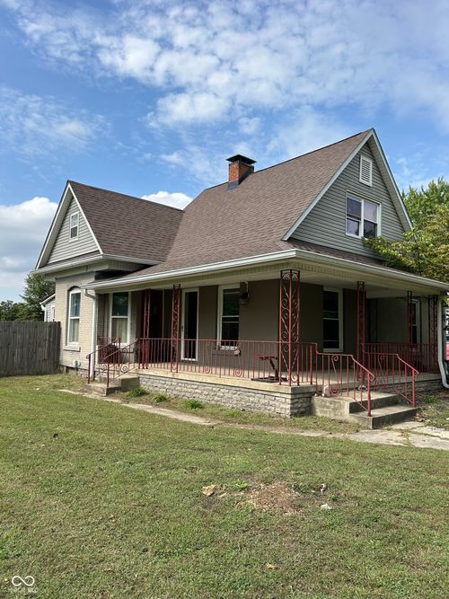 353 S Washington St, Clinton, IN, 47842-7003 | Card Image