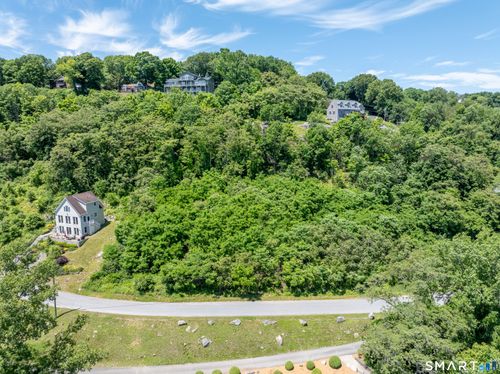 21 Candlewood Shr, New Milford, CT, 06776-5816 | Card Image