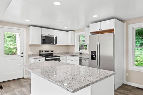 17 Fairway Drive, New Hampton, NH, 03256 | Card Image