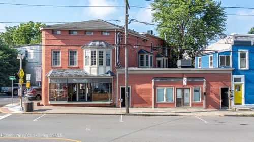 4549 Columbia St, Hudson, NY, 12534-2509 | Card Image