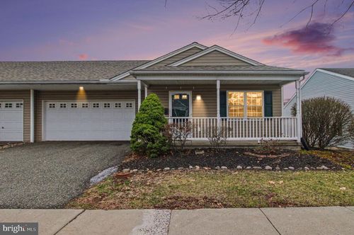 18-105 W Harmony Dr, POTTSTOWN, PA, 19464-9418 | Card Image