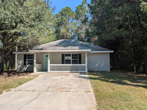 6182 W Jackson St, Bay Saint Louis, MS, 39520-8257 | Card Image